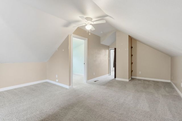 1028 E Courtland Ave, Spokane, WA 99207