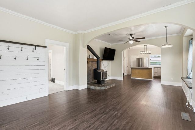 1028 E Courtland Ave, Spokane, WA 99207