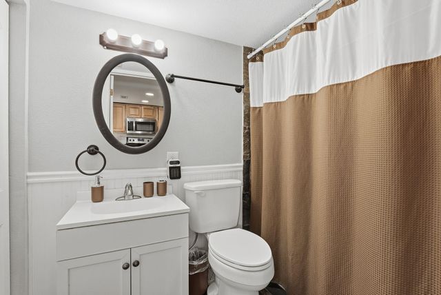 1028 E Courtland Ave, Spokane, WA 99207