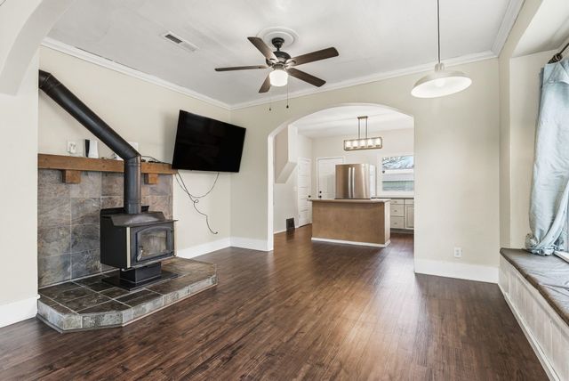 1028 E Courtland Ave, Spokane, WA 99207