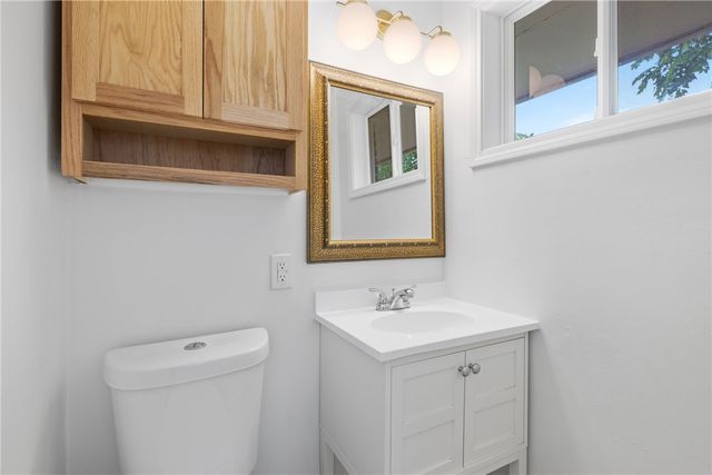 1714 East Wm J Bryan Parkway, Bryan, TX 77803