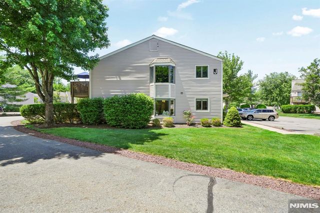 136 Changebridge Road J7, Montville Township, NJ 07045