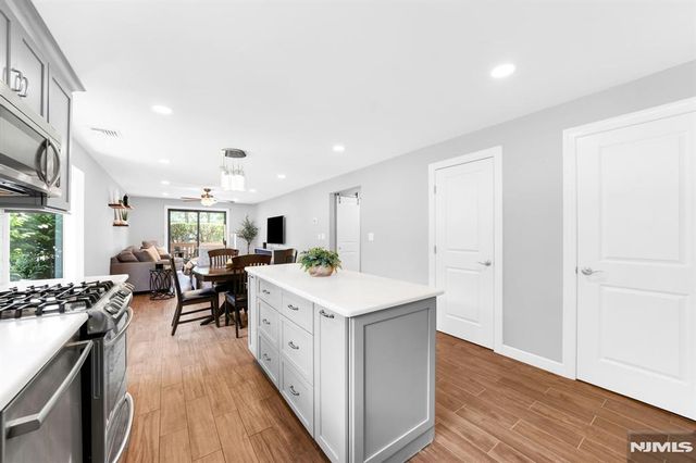 136 Changebridge Road J7, Montville Township, NJ 07045