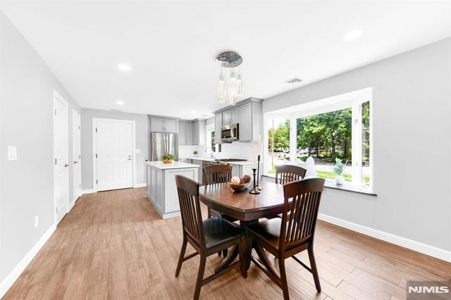 136 Changebridge Road J7, Montville Township, NJ 07045