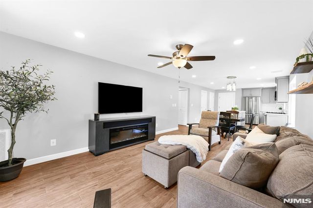 136 Changebridge Road J7, Montville Township, NJ 07045