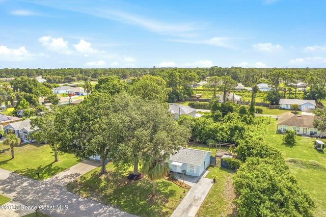 607 Tarr Avenue SW, Palm Bay, FL 32908