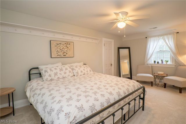 2412 University Avenue NW, Canton, OH 44709