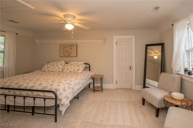 2412 University Avenue NW, Canton, OH 44709