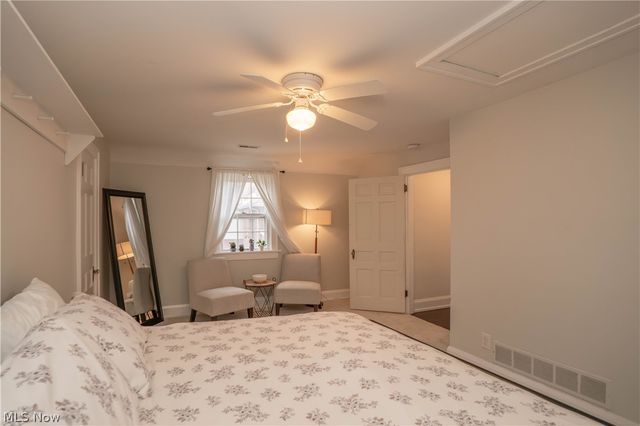 2412 University Avenue NW, Canton, OH 44709