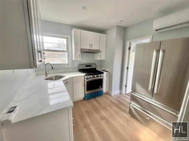 207 Woodland Avenue, Yonkers, NY 10703