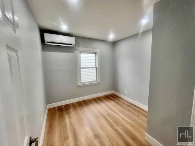 207 Woodland Avenue, Yonkers, NY 10703
