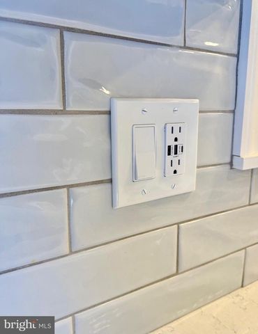 112 CHUKAR CT, Lititz, PA 17543