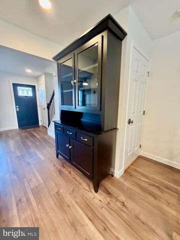 112 CHUKAR CT, Lititz, PA 17543