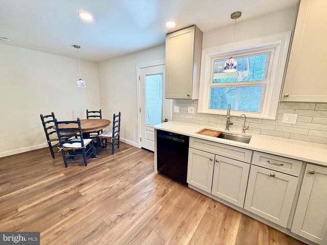 112 CHUKAR CT, Lititz, PA 17543