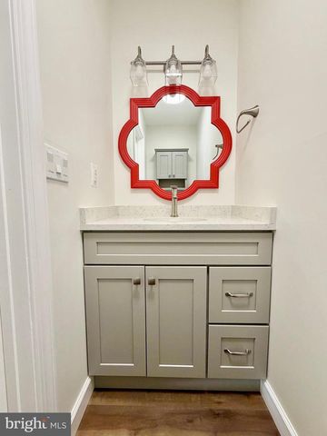 112 CHUKAR CT, Lititz, PA 17543