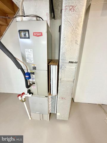 112 CHUKAR CT, Lititz, PA 17543