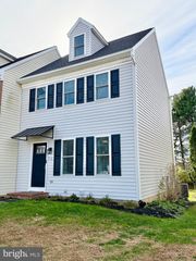 112 CHUKAR CT, Lititz, PA 17543