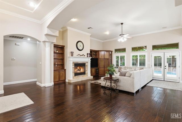 1905 Ordsall Street, Bakersfield, CA 93311