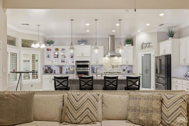 1905 Ordsall Street, Bakersfield, CA 93311