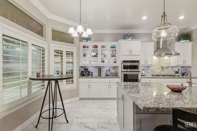 1905 Ordsall Street, Bakersfield, CA 93311