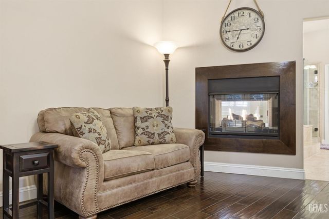 1905 Ordsall Street, Bakersfield, CA 93311