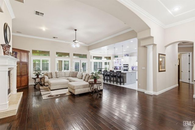 1905 Ordsall Street, Bakersfield, CA 93311