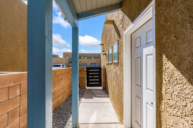 1520 Volponi Drive SE, Albuquerque, NM 87123