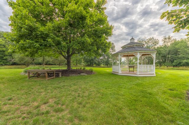 2975 Lakeshore Drive, Fennville, MI 49408