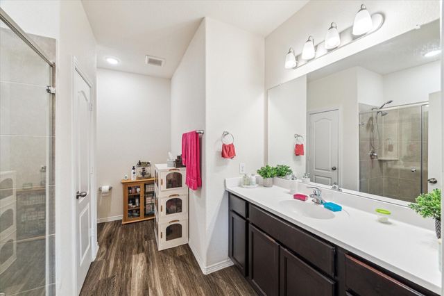 13127 Clifton Hill Lane, Houston, TX 77044