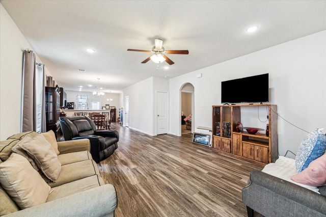 13127 Clifton Hill Lane, Houston, TX 77044