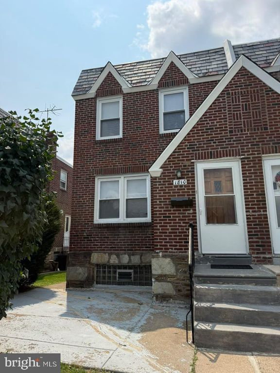 1810 BENSON ST, Philadelphia, PA 19152