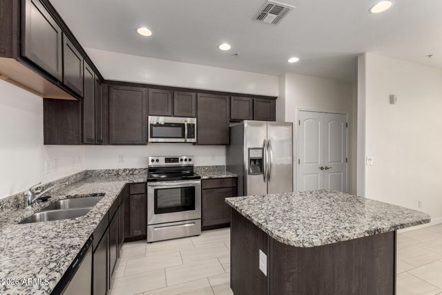 240 W JUNIPER Avenue 1037, Gilbert, AZ 85233