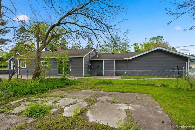19200 Merriman Court, Livonia, MI 48152