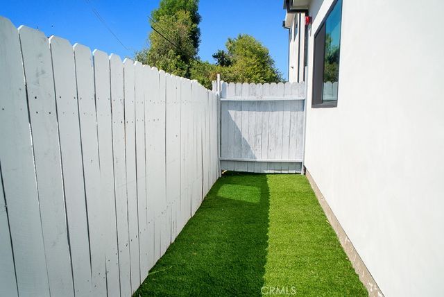 5614 Buffalo, Valley Glen, CA 91401