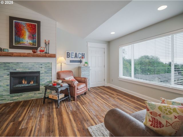 1659 WHISPERING PINES Dr, Seaside, OR 97138