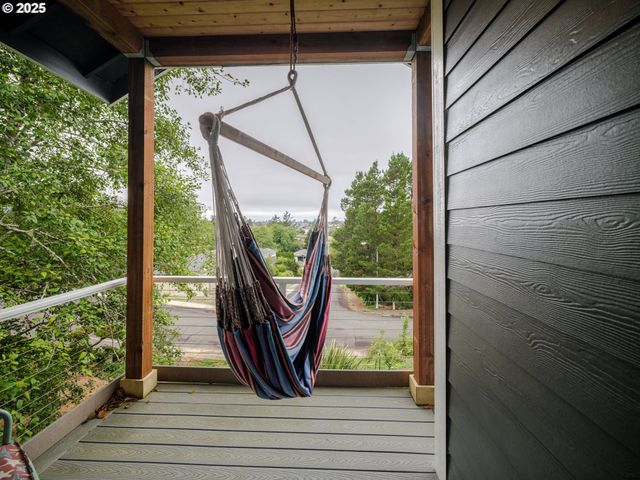 1659 WHISPERING PINES Dr, Seaside, OR 97138