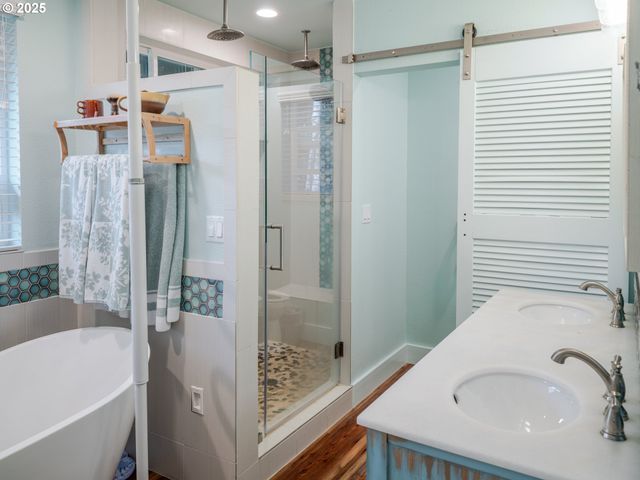 1659 WHISPERING PINES Dr, Seaside, OR 97138