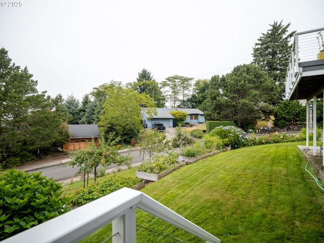 1659 WHISPERING PINES Dr, Seaside, OR 97138