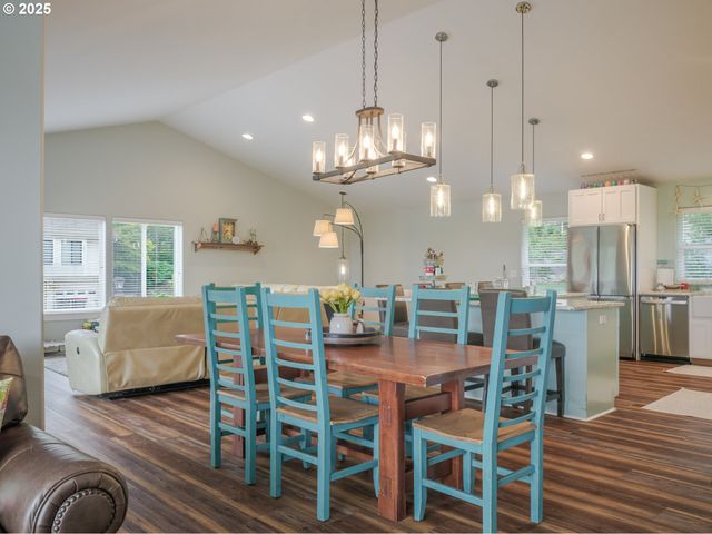 1659 WHISPERING PINES Dr, Seaside, OR 97138