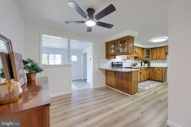 1411 S MOUNTAIN RD, Dillsburg, PA 17019