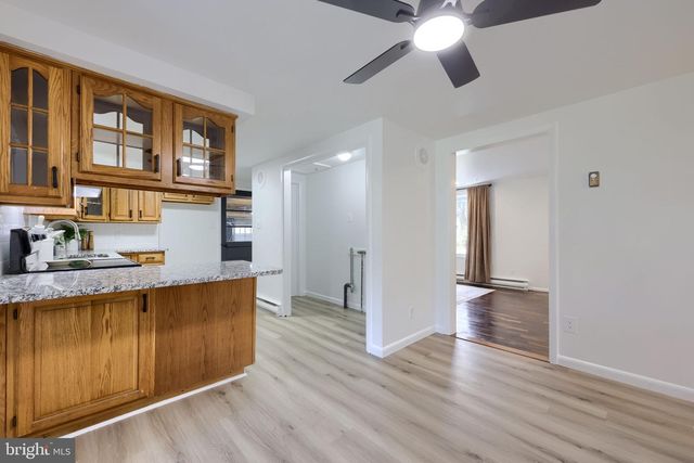 1411 S MOUNTAIN RD, Dillsburg, PA 17019