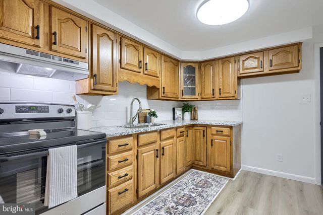 1411 S MOUNTAIN RD, Dillsburg, PA 17019