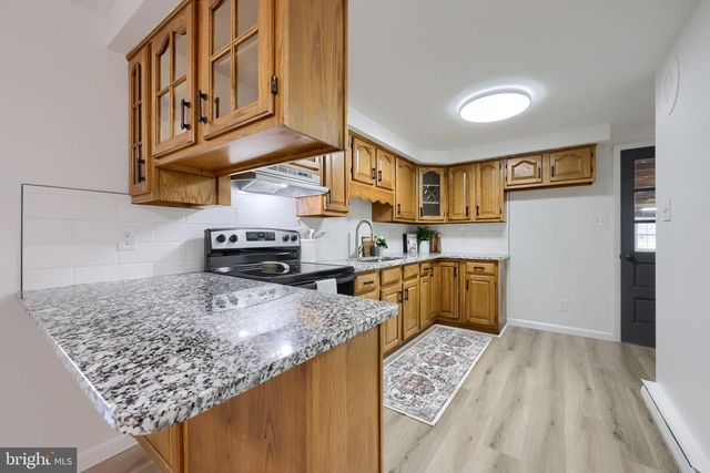 1411 S MOUNTAIN RD, Dillsburg, PA 17019