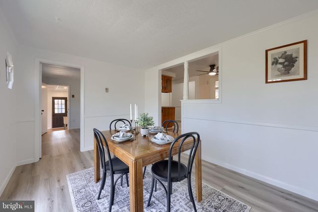 1411 S MOUNTAIN RD, Dillsburg, PA 17019