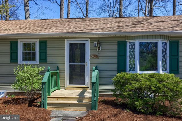 1411 S MOUNTAIN RD, Dillsburg, PA 17019