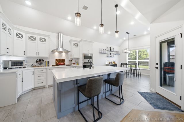 3116 W Van Buren Court S, Broken Arrow, OK 74011