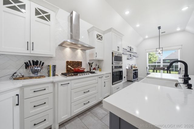 3116 W Van Buren Court S, Broken Arrow, OK 74011