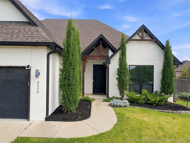3116 W Van Buren Court S, Broken Arrow, OK 74011