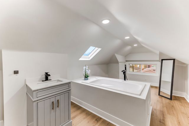 5544 S California Avenue, Chicago, IL 60629