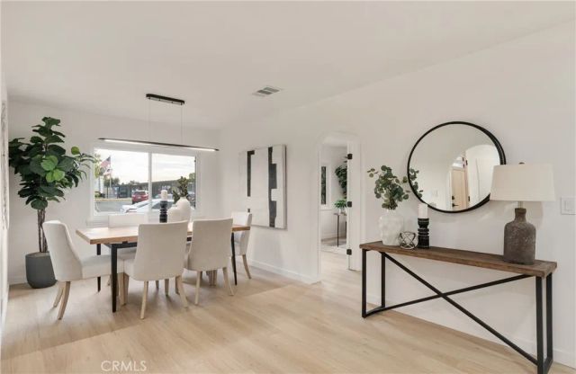 1921 W Clearbrook, Anaheim, CA 92804